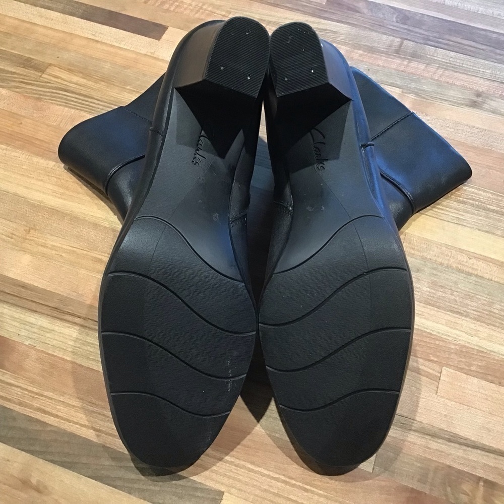 Clarks - Picture 7 of 12
